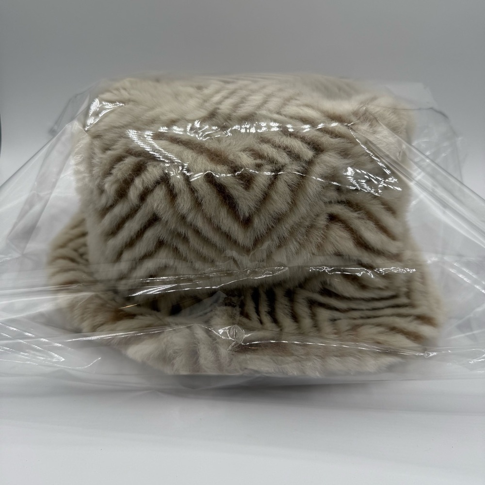 Ben Berger Luxury Collection Hat - Picture 14 of 14